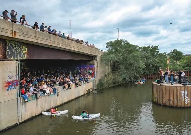 This Secret Summer Concert Series Brings Music to the Chicago River