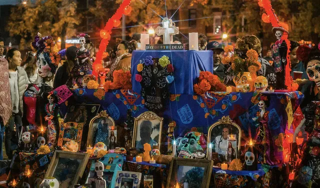 Celebrate the Día de los Muertos: Your Guide to 10+ Parties, Free Tours, and Unique Celebrations in Chicago