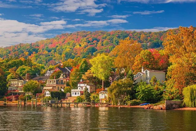 A Gorgeous Hudson Valley River Town Is One of the Most Beautiful Places in the U.S. to See Fall Foliage — 2 Hours From NYC