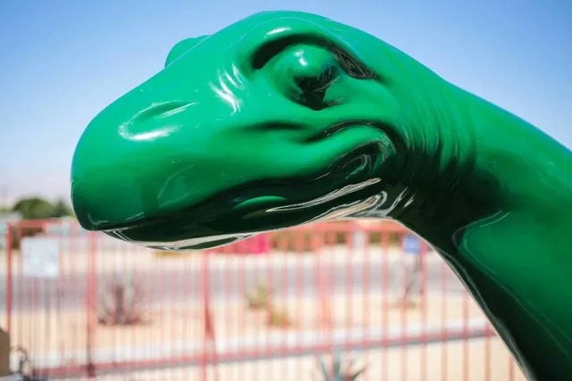 ‘Please Don’t Press Charges!’ Beloved Brentwood Gas Station Dinosaur Is Returned With An Apology Note