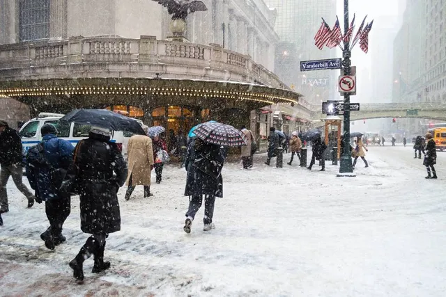A Dangerous ‘Bomb Cyclone’ May Affect NYC Saturday Night, Bringing Freezing Temperatures, Wind Chills Below 0°, & A Possible Nor’easter — Here’s What To Know