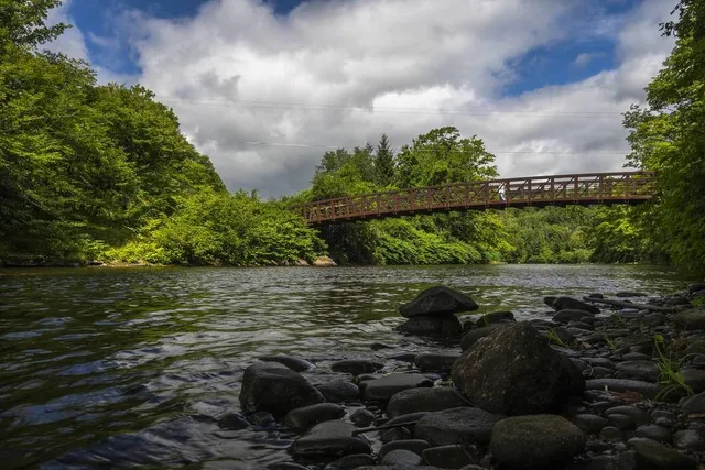 This ‘Goldilocks’ Catskills Town Is One Of Upstate NY’s Best Small Escapes — With Fly-Fishing Rivers, Great Food & Design-Forward Shops