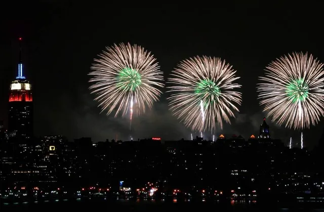 NYC’s Top July 4th Fireworks Viewing Spots—Free Events, Rooftop Bars & Secret Locations