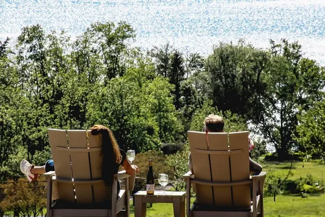 New York State’s “Little Tuscany” Hides Rolling Vineyards, Boat Rides & Sunset Views— It’s A Dreamy No-Passport Getaway From NYC