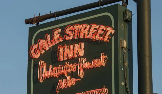 These Legendary Ribs Are Coming Back: How A Local Fan Saved This Iconic Chicago Landmark