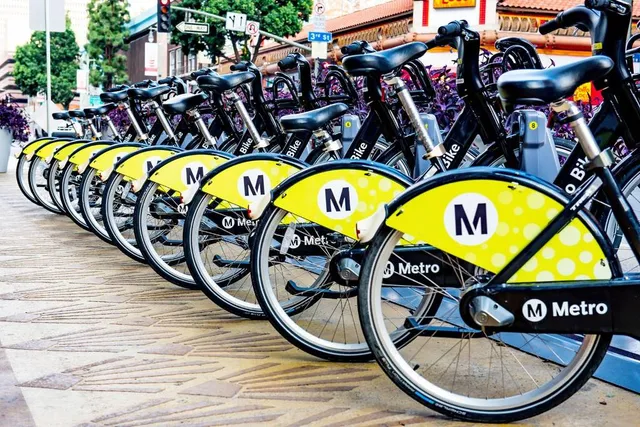 LA Metro Celebrates New Biking Path With Free Community Ride – Here's How To Join