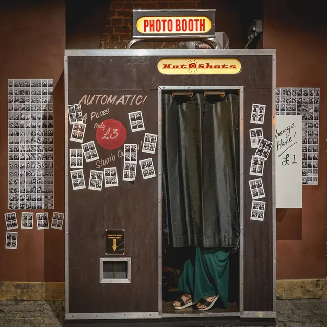 A Vintage Photobooth Studio is Opening Soon in Chicago—And Each Strip is Just $7