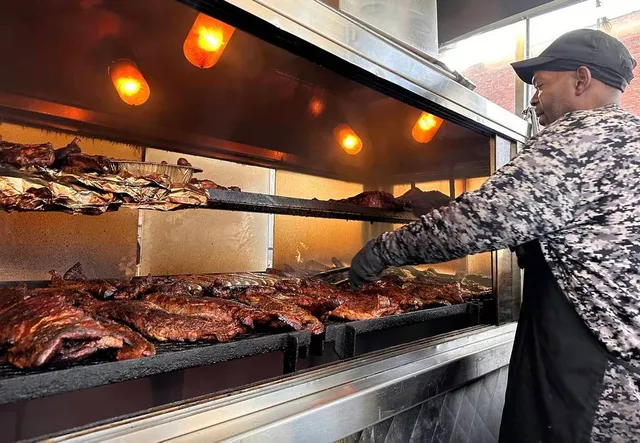 This Chicago Spot Made the List of the Best Hole-in-the-Wall Restaurants in the U.S.—And It Just Won a James Beard Award