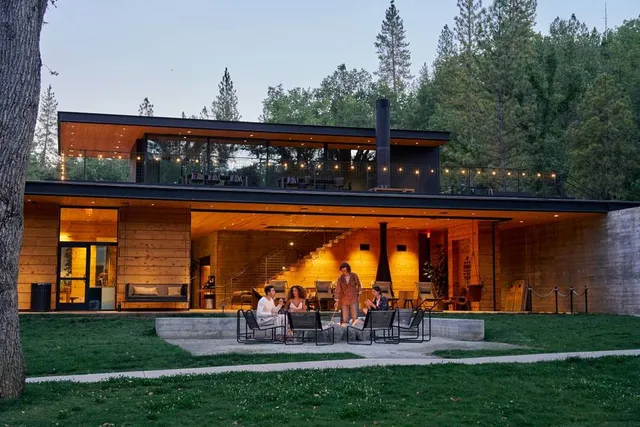 These Hidden Gems Are Nestled Near The Country’s Most Magnificent National Parks