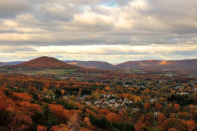 Meet Pennsylvania’s ‘Mountain City’ — A Poconos Town With A Historic Mining Village, Scenic Mountain Views, And An Unexpected Arts Scene