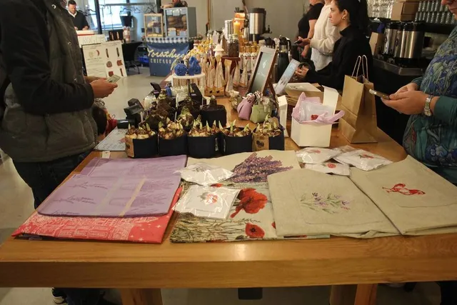 Your Guide to the Best Indoor Farmers Markets in Chicago This Winter