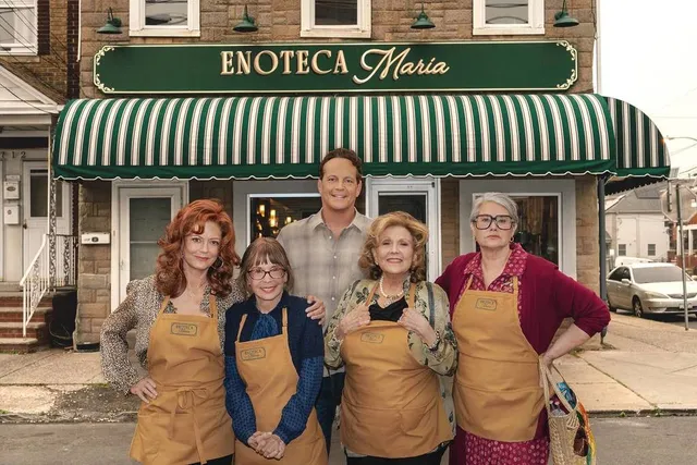 Netflix’s “Nonnas” Is Inspired By A Staten Island Restaurant Where Every Chef Is Someone’s Grandma