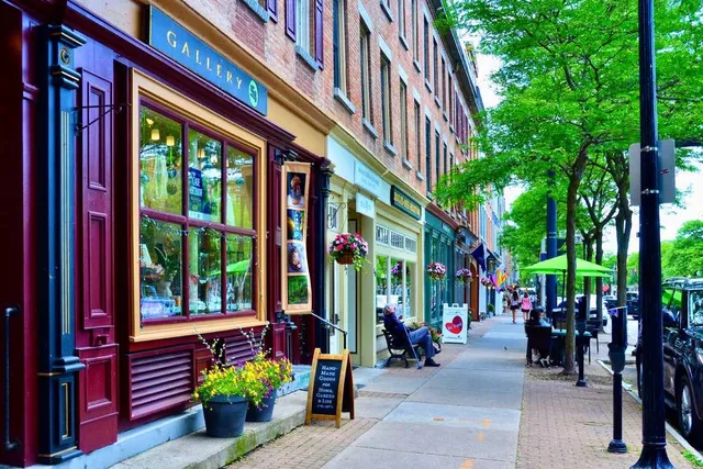 This Finger Lakes Village Where Mail Is Still Delivered By Boat Is One Of The Best Stress-Free NY Towns For A Weekend Retreat