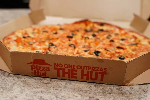 Popular Pizza Chain Forced to Shut Down Hundreds of Locations Immediately—Here’s What We Know