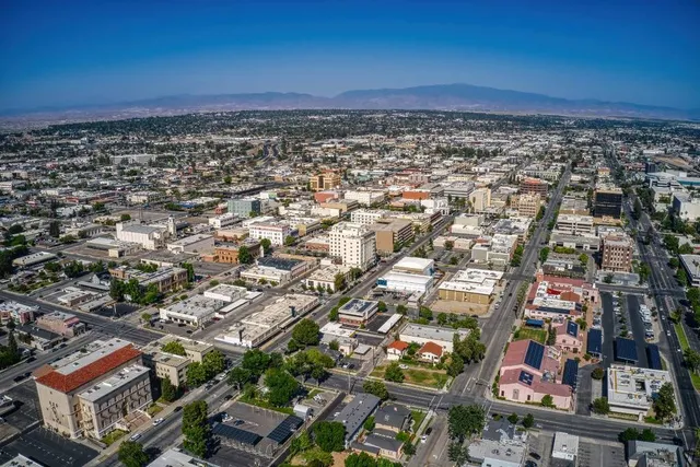 This Valley City 2 Hours From L.A. Is SoCal’s Most Affordable Place To Love — Rent Averages $1,995