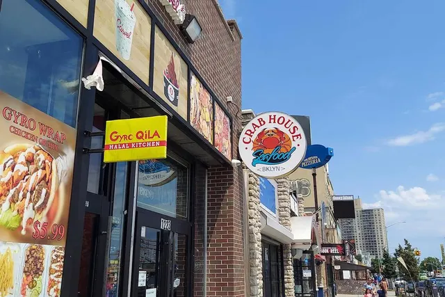 The Best Seafood Buffet in the U.S. Is Tucked Away Near NYC’s Coney Island — With Unlimited Lobster, Snow Crab, & Fresh Oysters