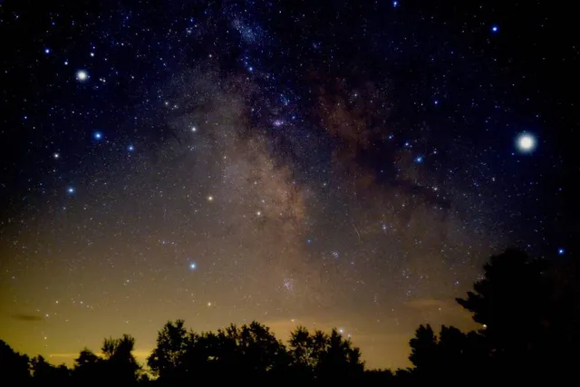 The Most Romantic Valentine’s Getaway On The East Coast: This Candlelit Snowshoe Trail Feels Like A Winter Romance Movie — And It’s Just A Short Trip From NYC