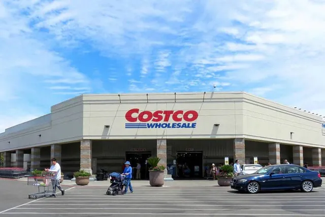 Which Stores Are Open On New Year’s Day In L.A.? Check The Holiday Hours For Trader Joe’s, Walmart, Costco, & More