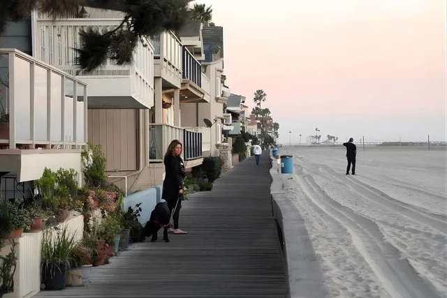 L.A. County Could Say Goodbye To Its Last Wooden Boardwalk While Residents Push To Save It