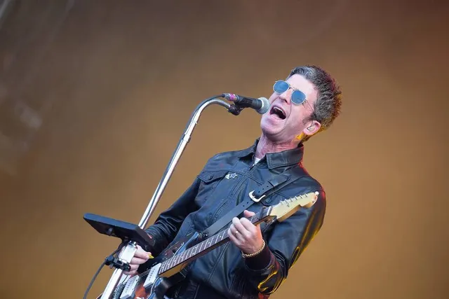 Oasis Reunion Tour Stops in Chicago—Setlist, Tickets and Bag Policy You Need to Know