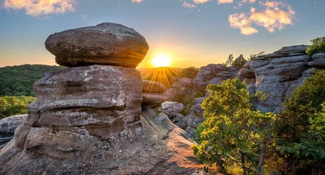 The “Crown Jewel” of Southern Illinois—This National Forest Has Dramatic Rock Formations and Panoramic Views