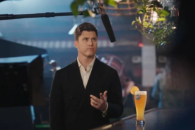 Colin Jost Is Buying New Yorkers Beer Tonight at This Staten Island Bar — TONIGHT Only