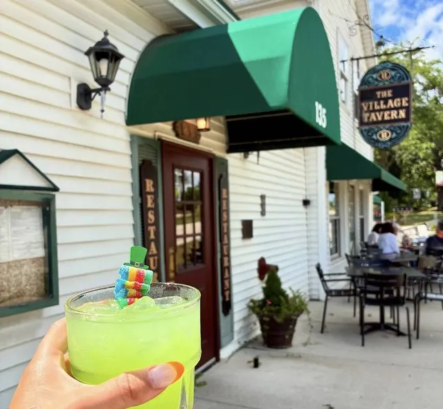 The Oldest Restaurant in Illinois Has Been Serving Up Tavern Grub Since Before the Civil War