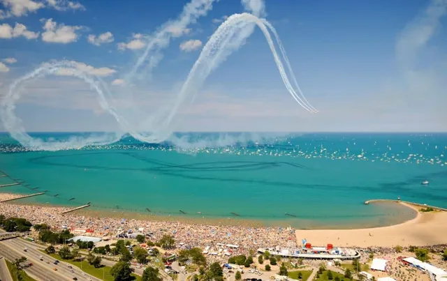 Here Are the Best Spots to Watch the Chicago Air and Water Show Without the Crowds This Weekend