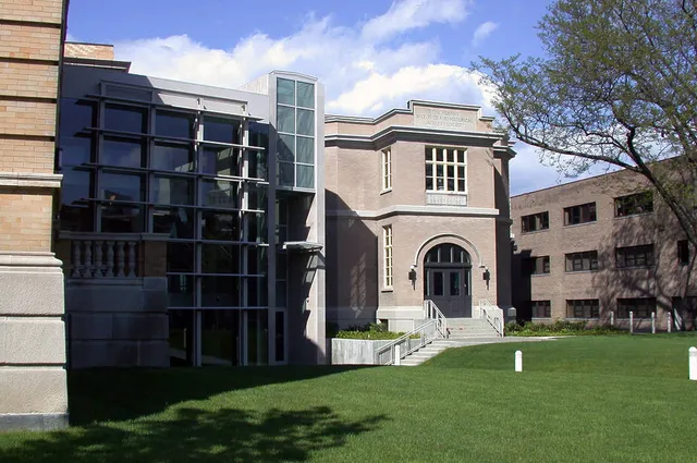 New York’s Oldest Museum Is Only 3 Hours From NYC — It Houses Mummies, Hudson River Art, and One Million Historical Documents