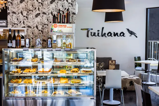 Tuihana Cafe. Foodstore.