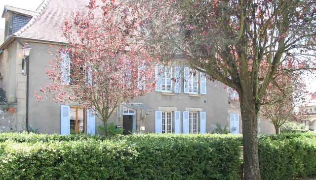 3 place des arbres, Felletin