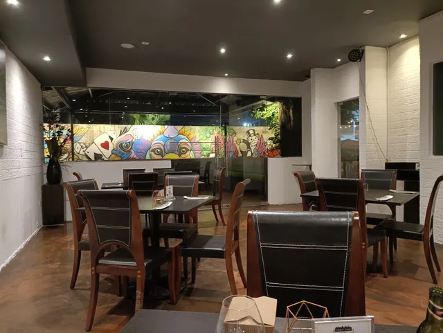 Hamburgueseria Torobayo by Puerto Varas