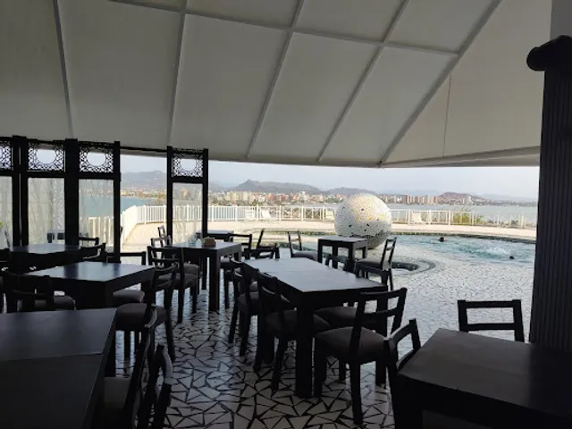 Babilonia Lounge & Bar