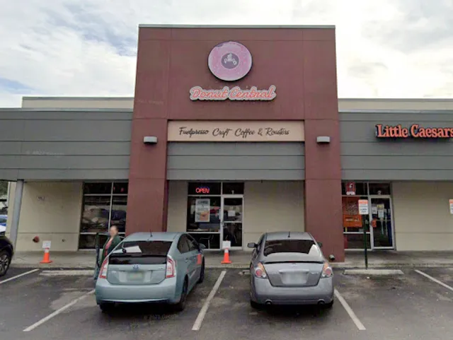 Donut Central - Eats & Coffee