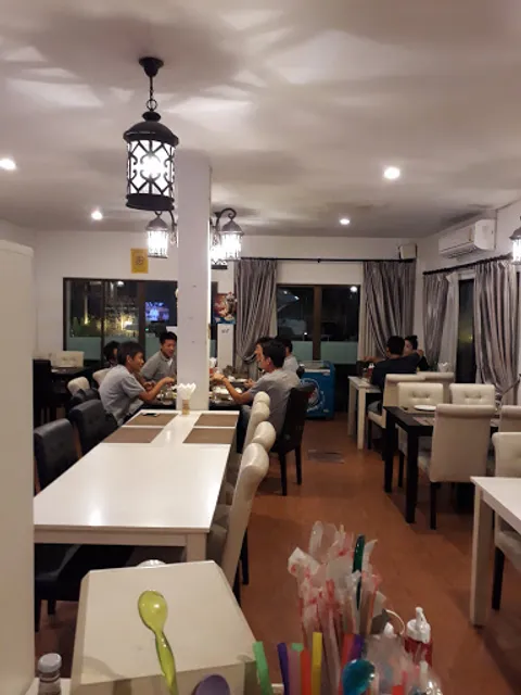 Palato Pizza&steak Restaurant