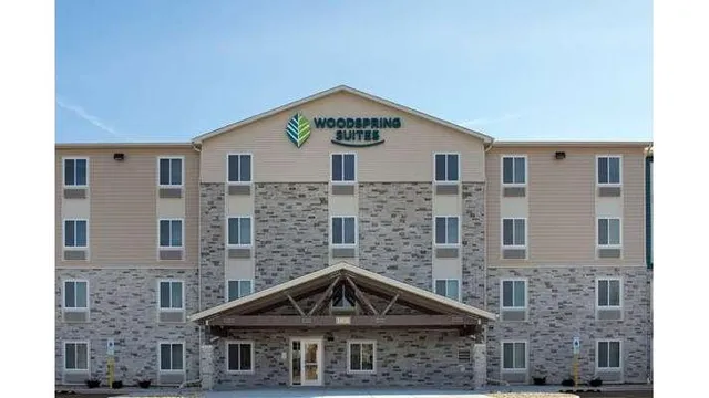 WoodSpring Suites Chicago Tinley Park