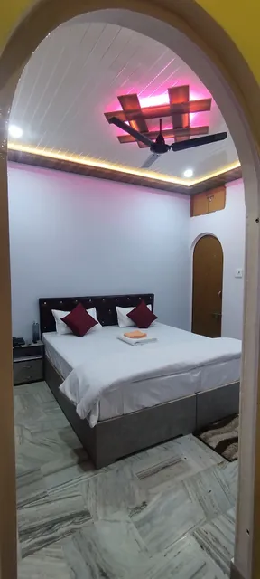 Shree Guest House