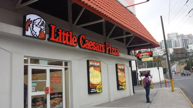 Little Caesars Cumbres