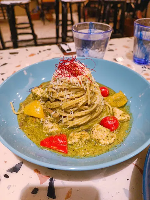 斑馬騷莎美義餐廳 高雄文山店