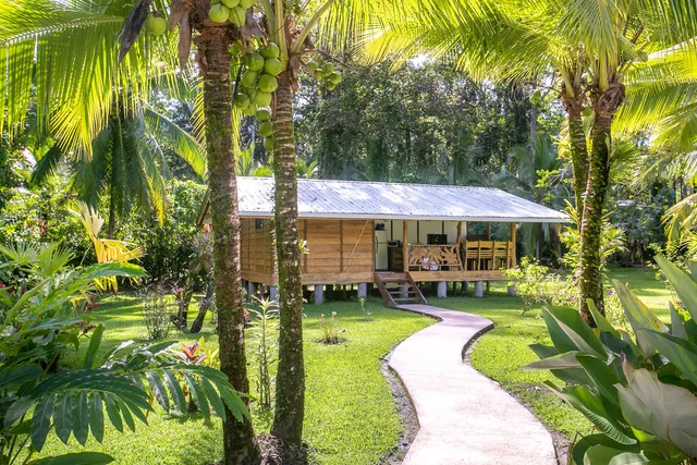 Passion Fruit Lodge - Ecolodge Cahuita