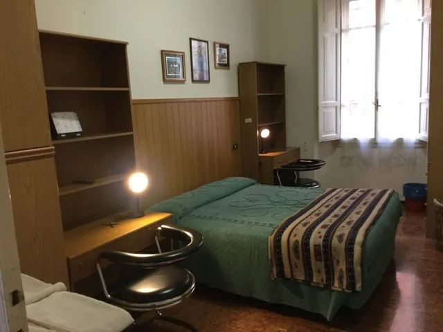 B & B Borgo San Pietro - rooms in the center of Bologna