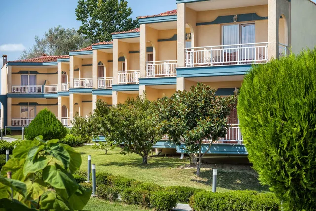 Grand Platon Hotel S.A.