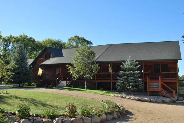 Spirit Cove Lodge Bed & Breakfast