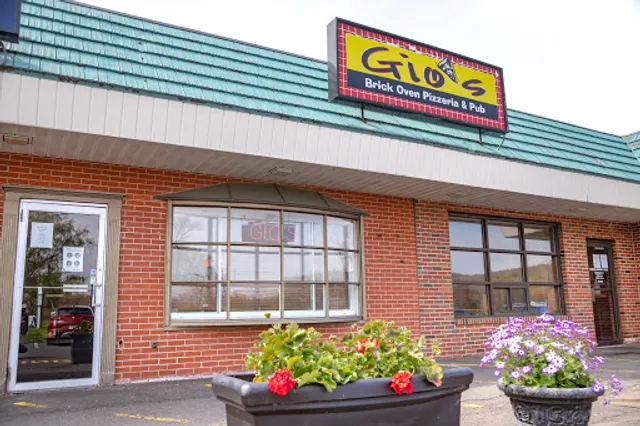 Gio's Brick Oven Pizzeria