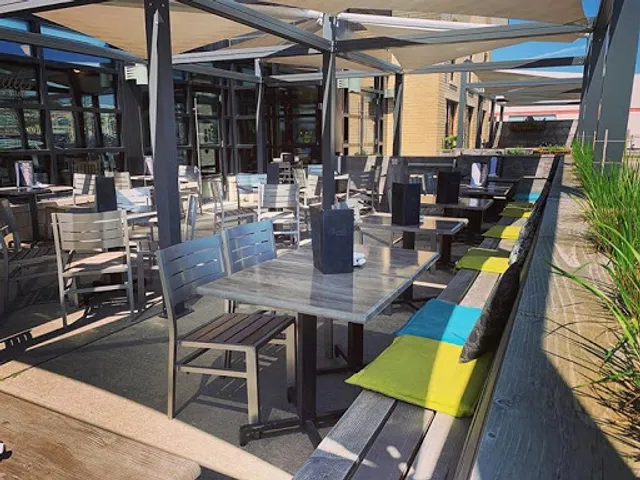 Borealis Grille & Bar (Kitchener)