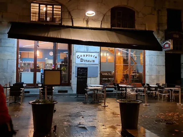 Le comptoir d'Italie .place de Gordes.