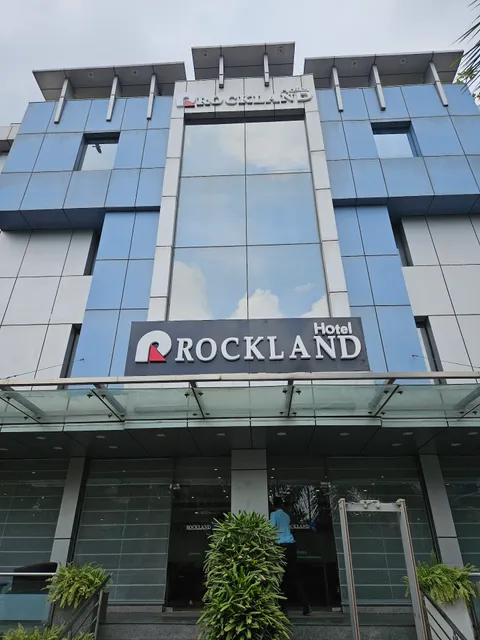 Rockland Hotel C R Park