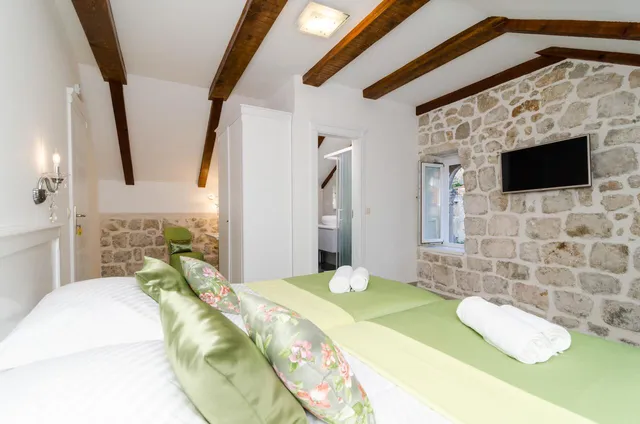 Sorgo Palace - Boutique Heritage Hotel