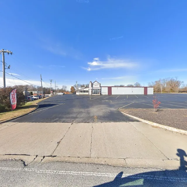 Spectators Bar & Grill