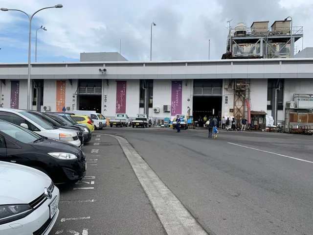 松山市公設水産地方卸売市場